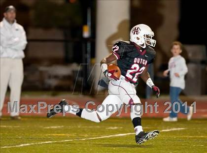 Thumbnail 3 in Holland Hall vs. Kinkaid (SPC D1 Final) photogallery.