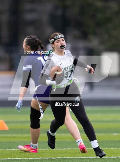 Thumbnail 3 in Skyline vs Sumner (4A Semifinal) photogallery.