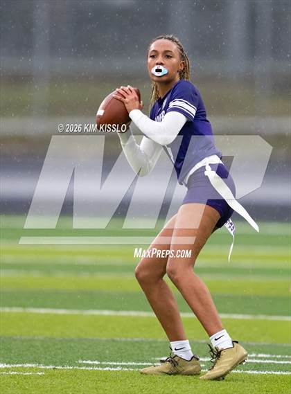 Thumbnail 3 in Skyline vs Sumner (4A Semifinal) photogallery.