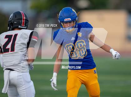Thumbnail 2 in Troy vs. Fountain Valley photogallery.