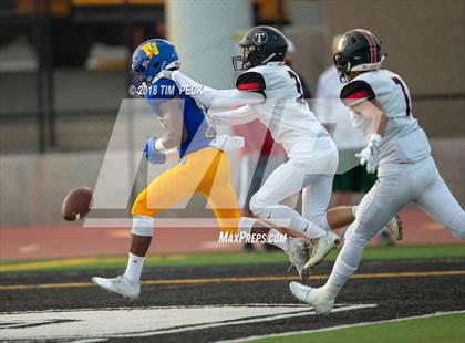 Thumbnail 3 in Troy vs. Fountain Valley photogallery.