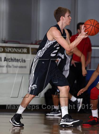 Thumbnail 2 in Clark @ Dawson (McDonald's Texas Invitational) photogallery.