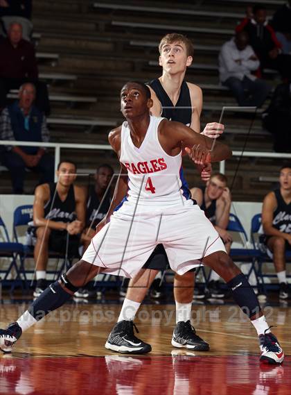 Thumbnail 2 in Clark @ Dawson (McDonald's Texas Invitational) photogallery.