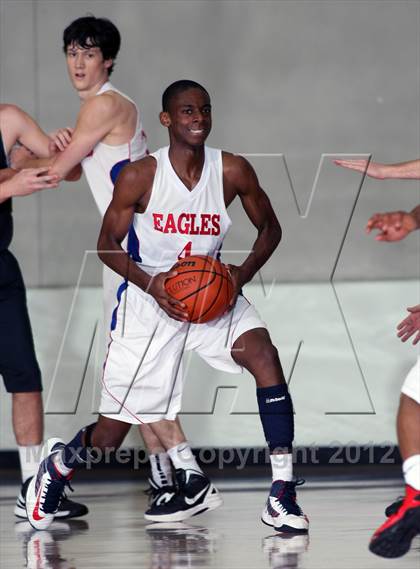 Thumbnail 2 in Clark @ Dawson (McDonald's Texas Invitational) photogallery.