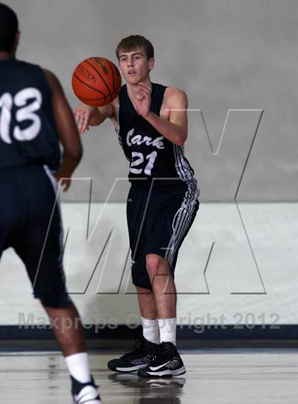Thumbnail 2 in Clark @ Dawson (McDonald's Texas Invitational) photogallery.