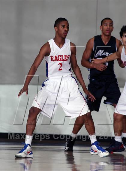 Thumbnail 1 in Clark @ Dawson (McDonald's Texas Invitational) photogallery.