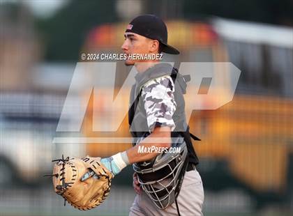 Thumbnail 1 in Shoemaker vs. Lake Creek (UIL 5A Baseball Region III Bi-District Playoff) photogallery.