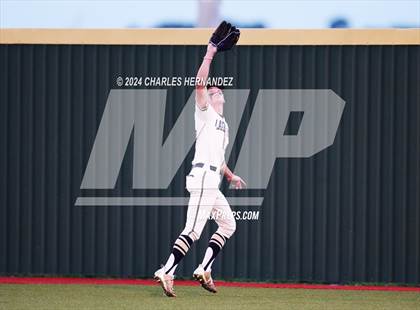 Thumbnail 3 in Shoemaker vs. Lake Creek (UIL 5A Baseball Region III Bi-District Playoff) photogallery.