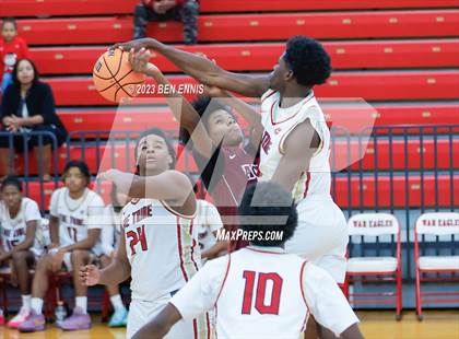 Thumbnail 2 in Creekside vs. Southwest Atlanta Christian (War Eagles Classic) photogallery.