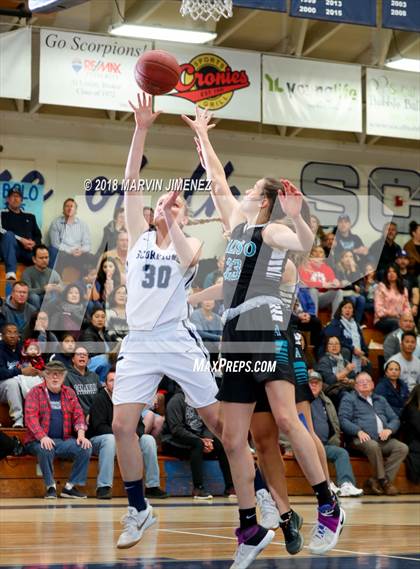 Thumbnail 3 in Aliso vs Camarillo (CIF 2AA Quaterfinal Playoff) photogallery.