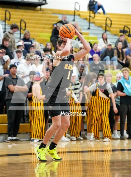 Thumbnail 1 in Green Mountain vs Boulder (Paul Davis Classic) photogallery.