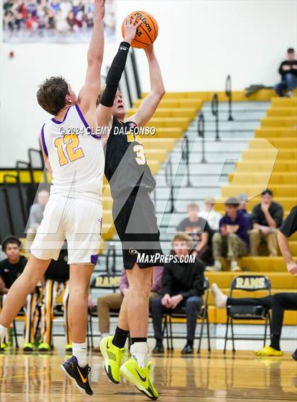 Thumbnail 2 in Green Mountain vs Boulder (Paul Davis Classic) photogallery.