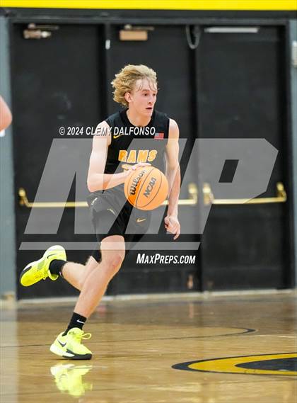 Thumbnail 1 in Green Mountain vs Boulder (Paul Davis Classic) photogallery.