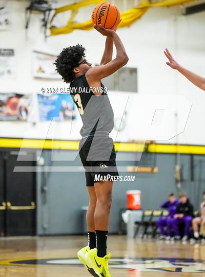 Thumbnail 2 in Green Mountain vs Boulder (Paul Davis Classic) photogallery.