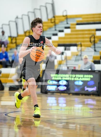 Thumbnail 2 in Green Mountain vs Boulder (Paul Davis Classic) photogallery.
