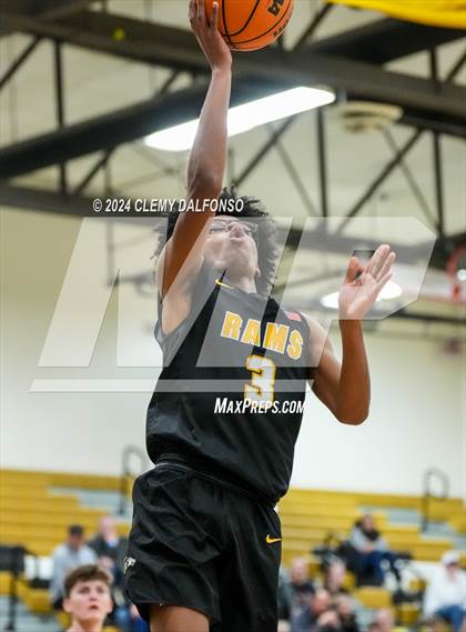 Thumbnail 2 in Green Mountain vs Boulder (Paul Davis Classic) photogallery.
