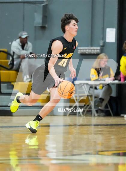 Thumbnail 2 in Green Mountain vs Boulder (Paul Davis Classic) photogallery.