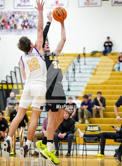 Thumbnail 3 in Green Mountain vs Boulder (Paul Davis Classic) photogallery.