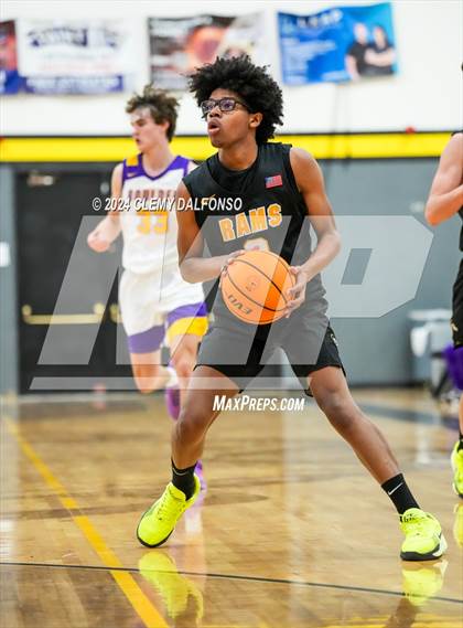 Thumbnail 2 in Green Mountain vs Boulder (Paul Davis Classic) photogallery.