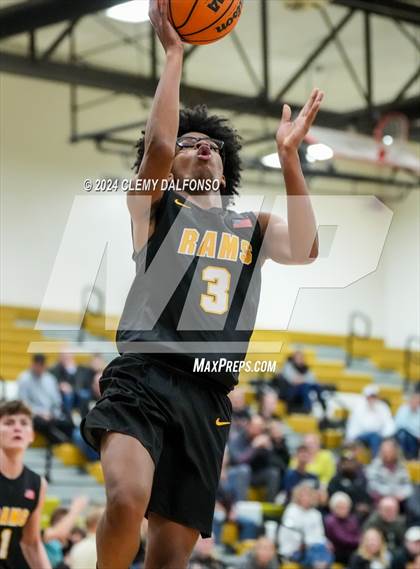 Thumbnail 1 in Green Mountain vs Boulder (Paul Davis Classic) photogallery.