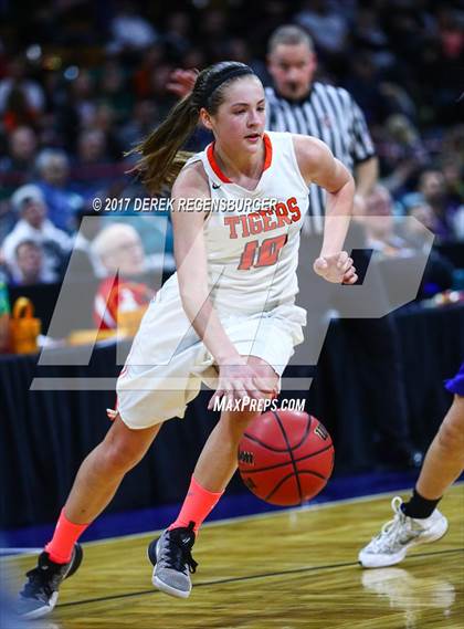 Thumbnail 2 in Lakewood vs Cherry Creek (CHSAA 5A Semifinal) photogallery.