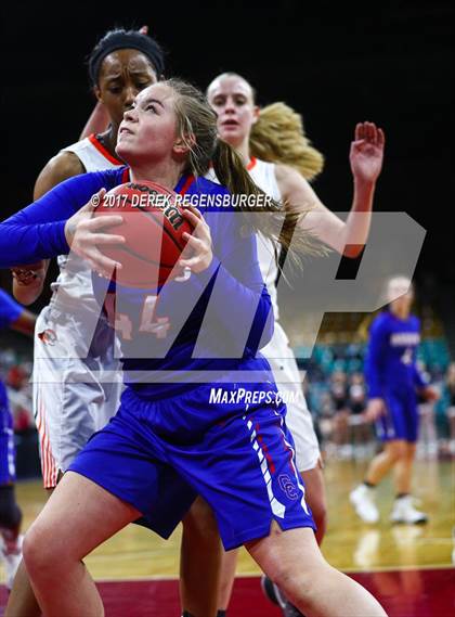 Thumbnail 2 in Lakewood vs Cherry Creek (CHSAA 5A Semifinal) photogallery.