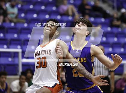 Thumbnail 1 in Clemens @ Brandeis photogallery.