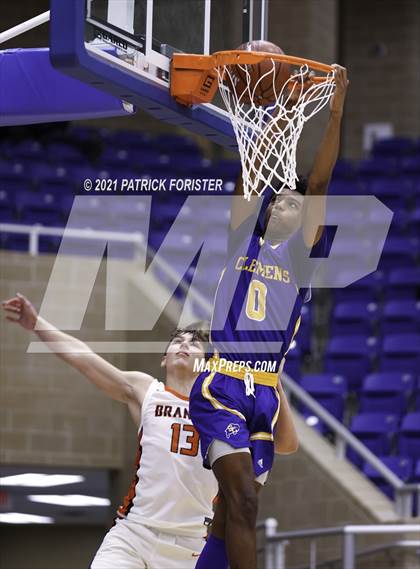 Thumbnail 2 in Clemens @ Brandeis photogallery.