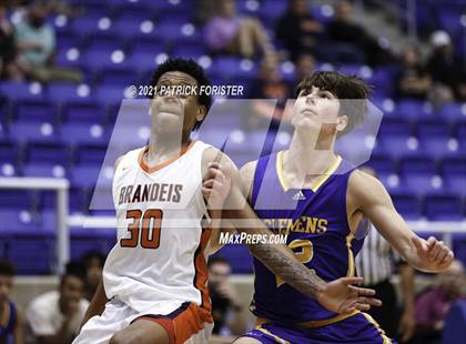 Thumbnail 3 in Clemens @ Brandeis photogallery.
