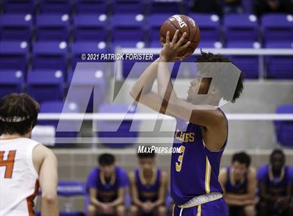 Thumbnail 1 in Clemens @ Brandeis photogallery.