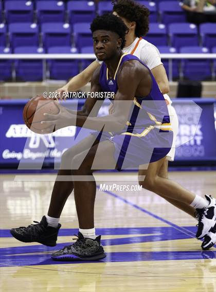 Thumbnail 1 in Clemens @ Brandeis photogallery.