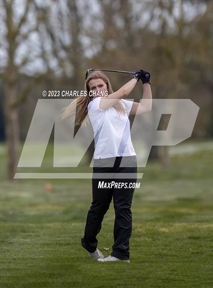 Thumbnail 1 in Foxtail Meet photogallery.