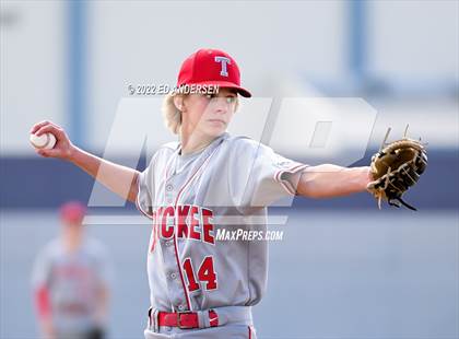 Thumbnail 1 in Truckee vs. Lassen (Yerington Tournament) photogallery.