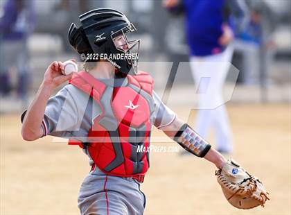 Thumbnail 3 in Truckee vs. Lassen (Yerington Tournament) photogallery.