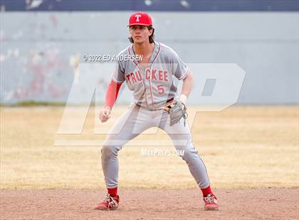 Thumbnail 2 in Truckee vs. Lassen (Yerington Tournament) photogallery.