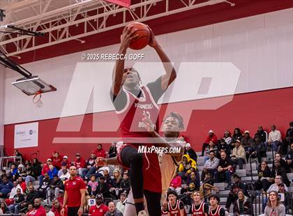 Thumbnail 2 in Hitchcock vs. East Chambers (UIL 3A DI Area Playoff) photogallery.