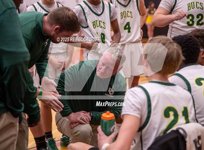 Thumbnail 3 in Hitchcock vs. East Chambers (UIL 3A DI Area Playoff) photogallery.