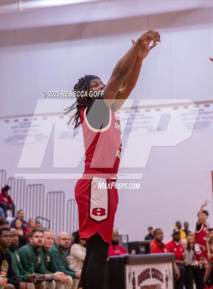 Thumbnail 1 in Hitchcock vs. East Chambers (UIL 3A DI Area Playoff) photogallery.