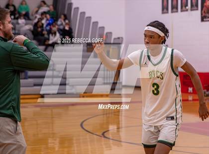 Thumbnail 2 in Hitchcock vs. East Chambers (UIL 3A DI Area Playoff) photogallery.