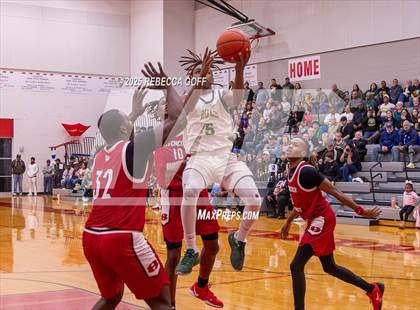 Thumbnail 3 in Hitchcock vs. East Chambers (UIL 3A DI Area Playoff) photogallery.