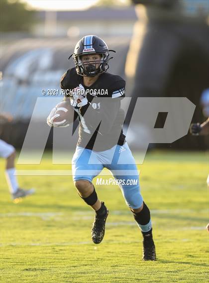 Thumbnail 2 in El Diamante @ Clovis North photogallery.