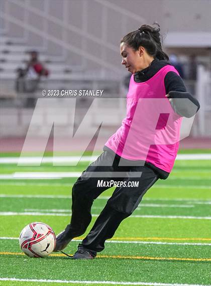 Thumbnail 2 in Flagstaff @ Walden Grove (AIA-4A Semifinals) photogallery.