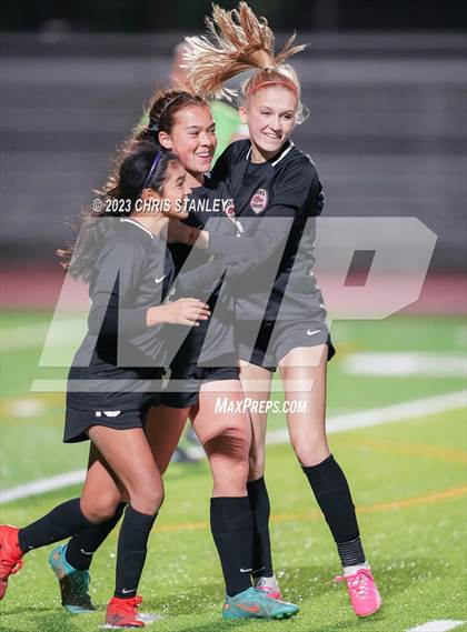 Thumbnail 2 in Flagstaff @ Walden Grove (AIA-4A Semifinals) photogallery.