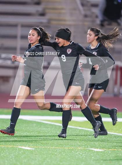 Thumbnail 3 in Flagstaff @ Walden Grove (AIA-4A Semifinals) photogallery.