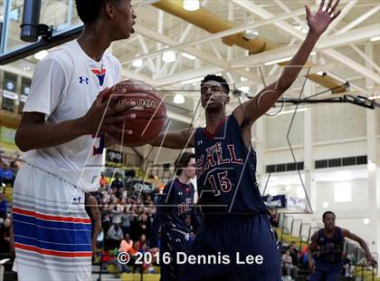 Thumbnail 1 in St. Joseph Notre Dame vs. Stuart Hall (CIF NorCal Regional D5 Final) photogallery.