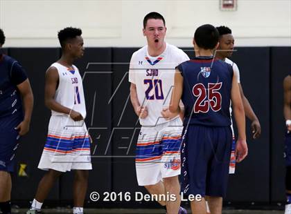 Thumbnail 2 in St. Joseph Notre Dame vs. Stuart Hall (CIF NorCal Regional D5 Final) photogallery.