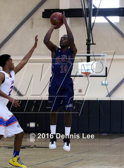 Thumbnail 3 in St. Joseph Notre Dame vs. Stuart Hall (CIF NorCal Regional D5 Final) photogallery.