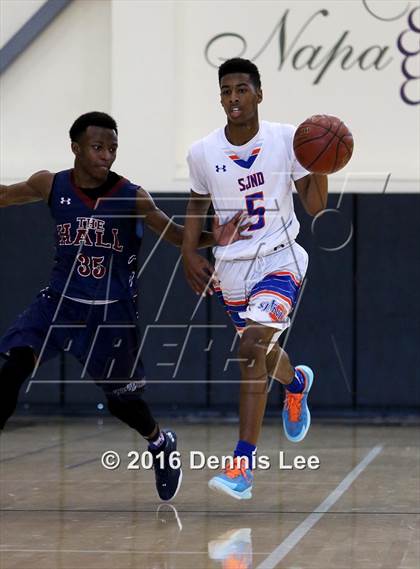 Thumbnail 1 in St. Joseph Notre Dame vs. Stuart Hall (CIF NorCal Regional D5 Final) photogallery.