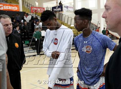Thumbnail 1 in St. Joseph Notre Dame vs. Stuart Hall (CIF NorCal Regional D5 Final) photogallery.