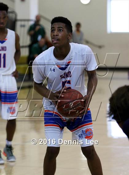 Thumbnail 3 in St. Joseph Notre Dame vs. Stuart Hall (CIF NorCal Regional D5 Final) photogallery.